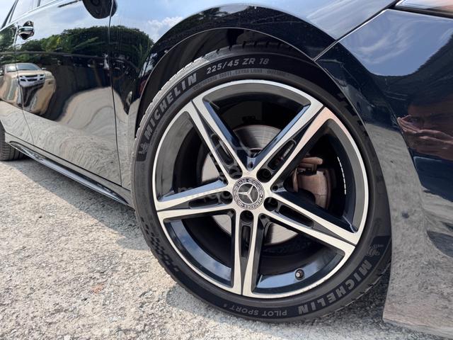 2019 Mercedes Benz A200 1.3 FACELIFT (A)LOAN KEDAI - 5