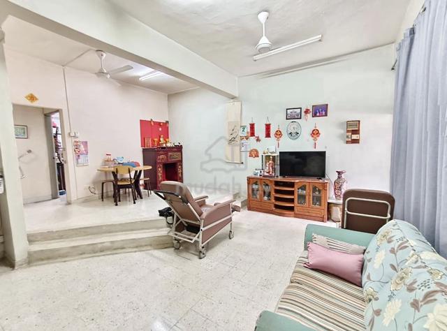 Permas Jaya Double Storey Terrace 4 Bed 3 Bath Fully Furnish near CIQ 1