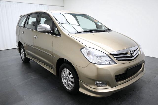 2009 Toyota INNOVA 2.0 G FACELIFT (A) TIPTOP - 3