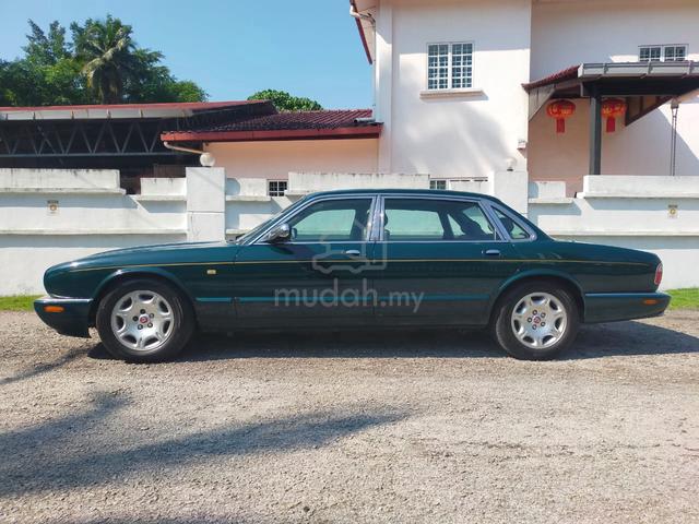 1999 Jaguar DAIMLER (X300) 4.0 i V8 (A) LWB - 3
