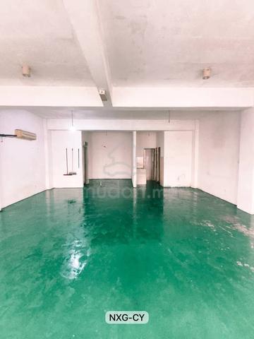 Seksyen 15, Shah Alam Otomobil 1st Floor Shop Lot 1