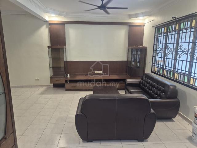 Taman Redang @ Molek with Furnish for Rent 1