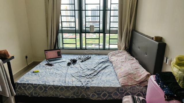 Medium Room 1