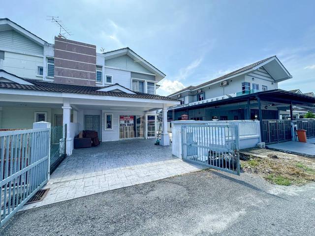 Double Storey Semi D Taman Tasik Semenyih 1