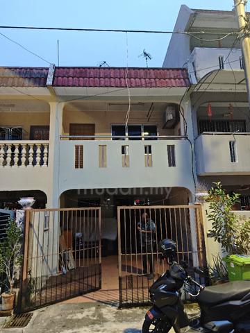 2.5 storey landed house 1