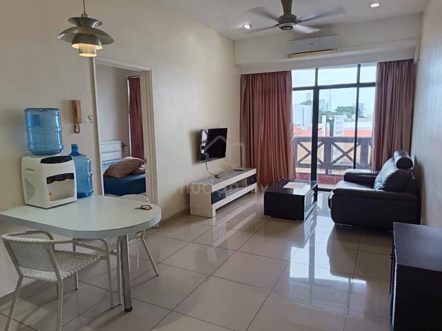Costa Mahkota 1