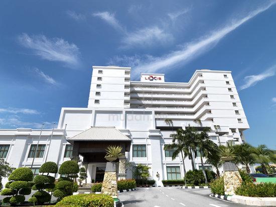 Worth To Buy Freehold Lexis Hotel Suite@Corner Lot 1