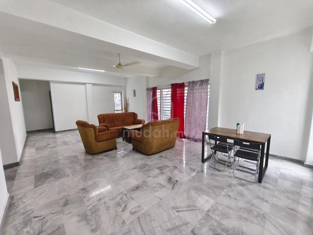 Ridzuan Condominium 1