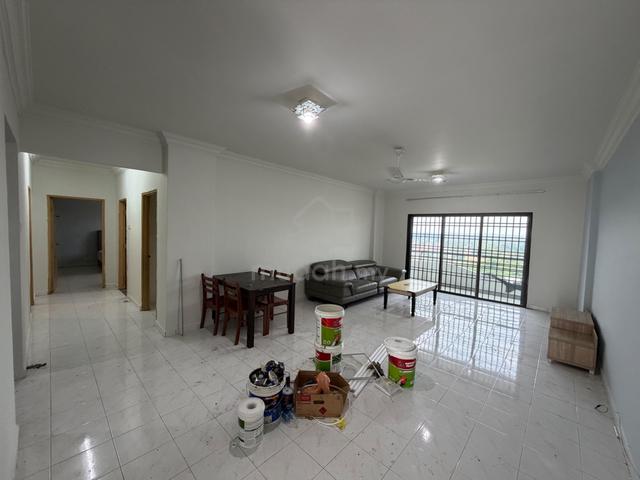 Seri Mutiara Apartments (Seri Alam) 1