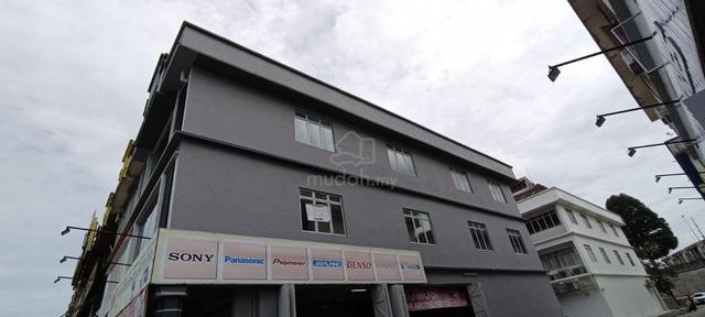 {END LOT} Level 1Office Space at Seksyen 23 Shah Alam , Selangor 1