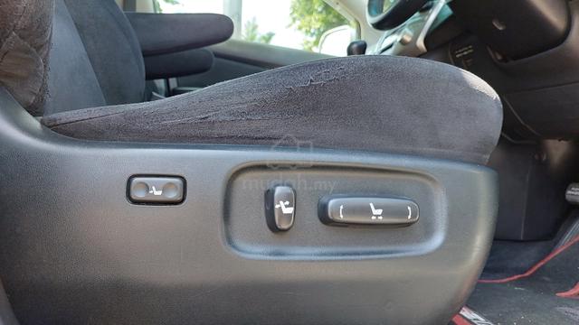 2006/10 Toyota HARRIER 2.4 AUTO POWERBOOT - 4