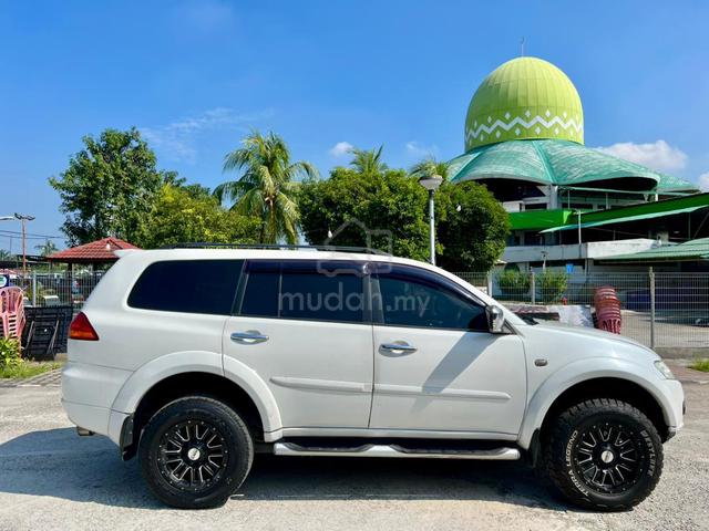 CASH OTR 2010 Mitsubishi PAJERO 2.5 (A)OFFER OFFER - 3
