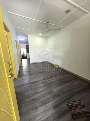 1 Storey Terrace Partial Furnished 2 Bed 1 Bath Tun Aminah Skudai 1