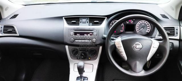 Nissan SYLPHY 1.8(A)ORIGINAL EXECUTIVE EDI*r2015 - 3
