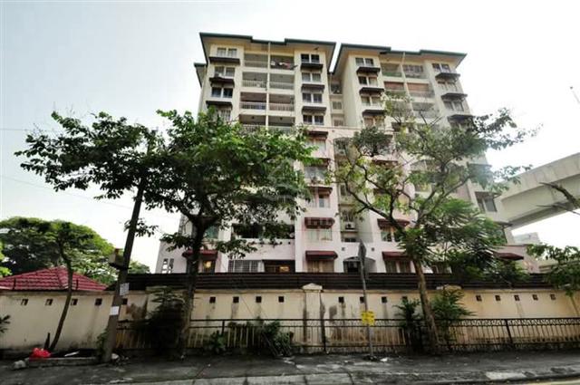 Ixora Apartments 1
