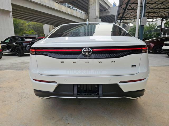 2023 Toyota CROWN 2.4 CROSSOVER RS ADVANCED Unreg - 4
