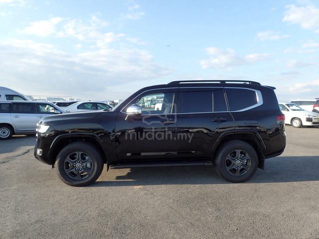 2023 Toyota LANDCRUISER 3.5 AX LAND CRUISER PETROL - 2