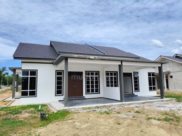 Semi D Tanah Merah 1