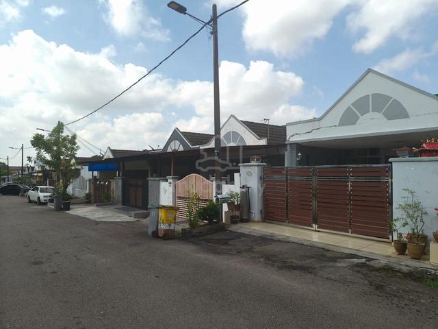 Taman Universiti Jalan Kemuliaan*Near to Pasar Malam,Unblock view unit 1