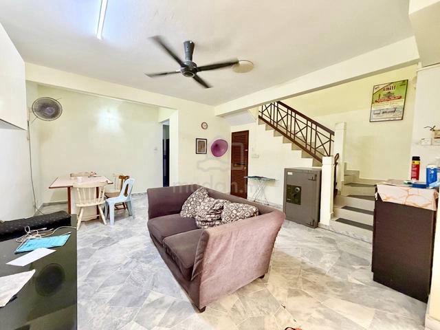 FREEHOLD FACING OPEN Double Storey unit at USJ 14, Subang Jaya 1