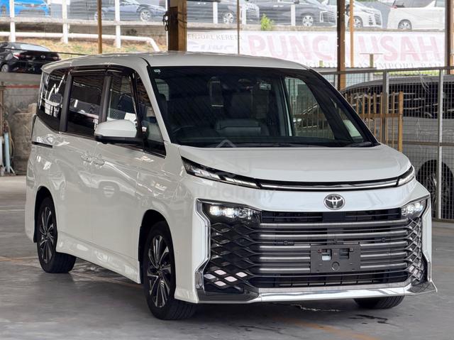2022 Toyota VOXY 2.0 S-Z (A) - 1