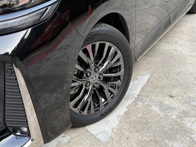 2024 Car 🚗 model: TOYOTA VELLFIRE Z PREMIER  - 5