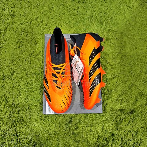 kasut bola adidas x