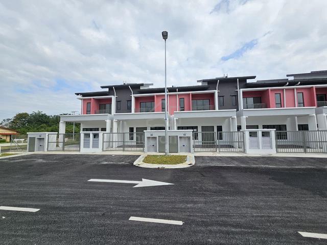 2-Storey Terrace, Taman Semarang Intan, Dengkil 1