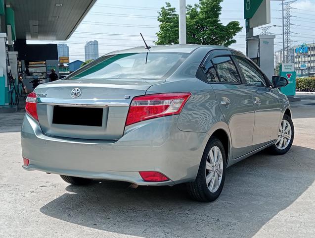 Toyota VIOS 1.5 E (A) CCRIS CTOS BOLEH LOAN KEDAI - 2
