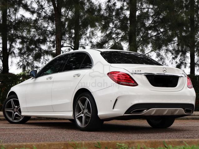 2016 Mercedes Benz C-CLASS 2.0 200 AMG LINE (CBU) - 3