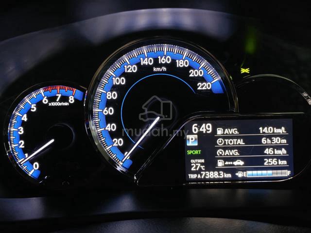 Toyota YARIS 1.5 E G (A) FACELIFT / 360 CAMERA - 4