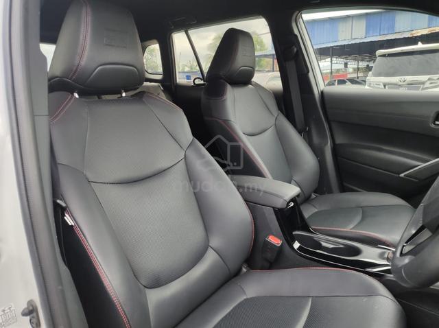 2023 Toyota COROLLA CROSS 1.8 GR SPORT 60K MILEAGE - 5
