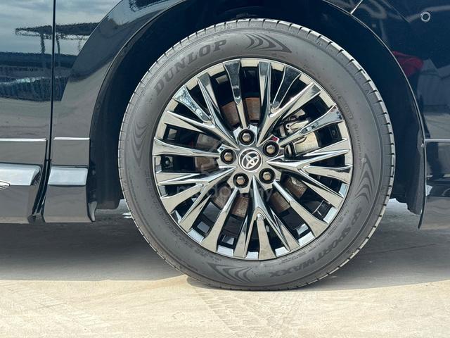 9k KM FULL 2025 Toyota VELLFIRE 2.4 Z PREMIER - 4