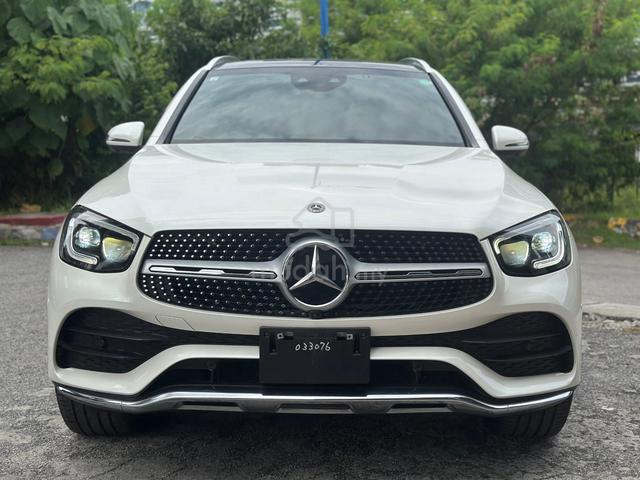 2021 Mercedes Benz GLC300 4MATIC AMG LINE 2.0L (A) - 2