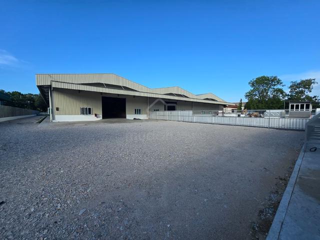 Kelantan Pengkalan Chepa Warehouse / Factory For Rent 1