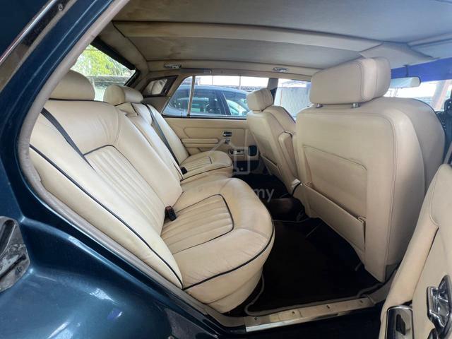 1995 Rolls Royce SILVER SPUR 6.8 (A) - 4