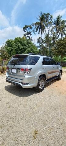 2015 Toyota FORTUNER 2.7 V TGN51R ENHANCED (A) - 5