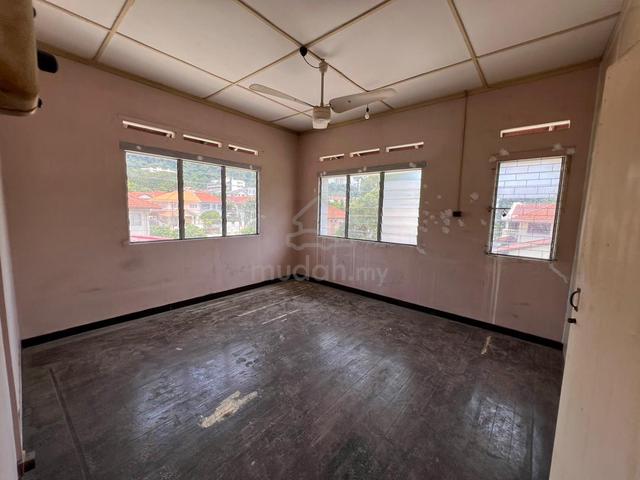 Tanjung Tokong, off Jalan Gajah, 2 storey semi detached for sale, Pg 1