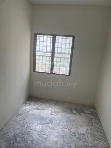 2sty terrace house Taman Putra Kajang Selangor 3
