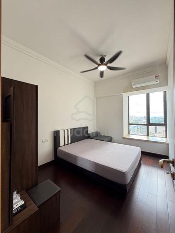 R&F Princess Cove / Common room / JB town / walking 8 min to CIQ 1