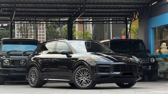 2022 Porsche CAYENNE CKD - Local Porsche Malaysia - 1