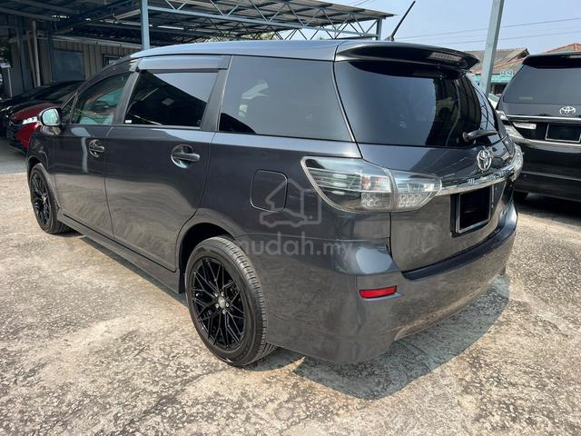 2014 Toyota WISH 1.8 X ZGE20G FACELIFT (A) - 2
