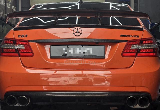 Mercedes Benz E63 6.2 AMG ORIGINAL - 2