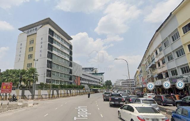 【Main Road, Hot Area】4 Storey Refurbished Shop Office, Kawasan 18 LRT 1