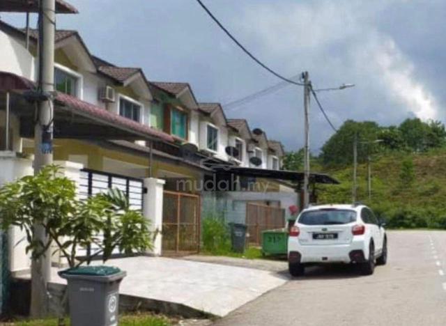 Pasir Gudang Taman Scientex C.Lot L.M.Cost Double Storey Terrace House 1