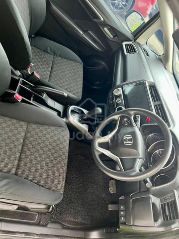 2015 Honda JAZZ 1.5 E (A) - 5