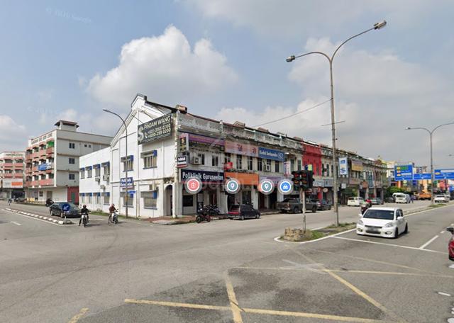 For Sale : (Super Long Shop 100ft!) 2 storey shop lot @ Port Klang 1