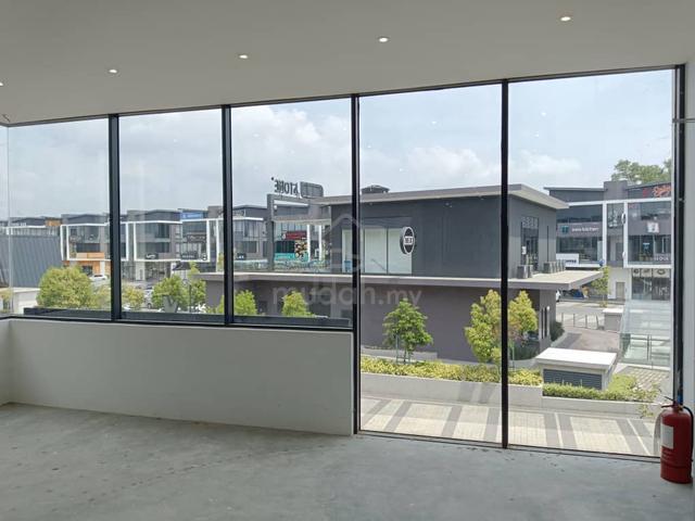 1st Floor Retail Shop-office, Iconic Point 1