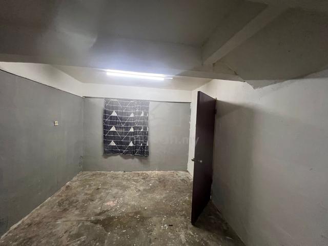 2 storey Teres House / Pasir Gudang / Kampung Pasir Putih 1