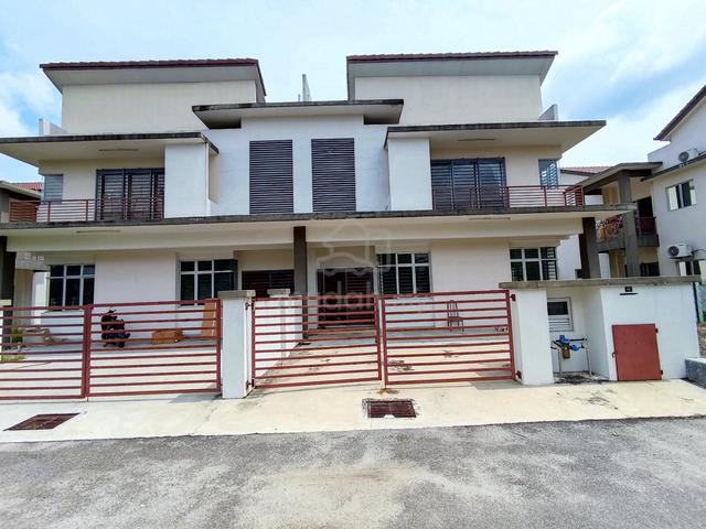 2sty Semi-d Taman Dato Hormat Telok Panglima Garang 1
